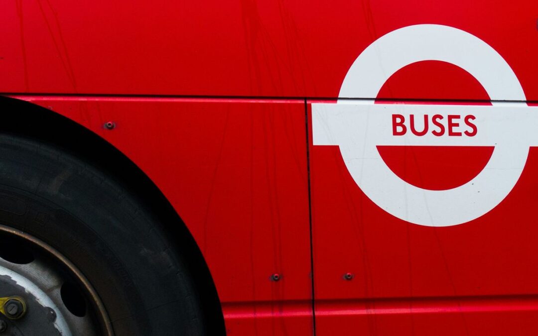 Get the Best Minibus Hire London Prices: A Comprehensive Guide